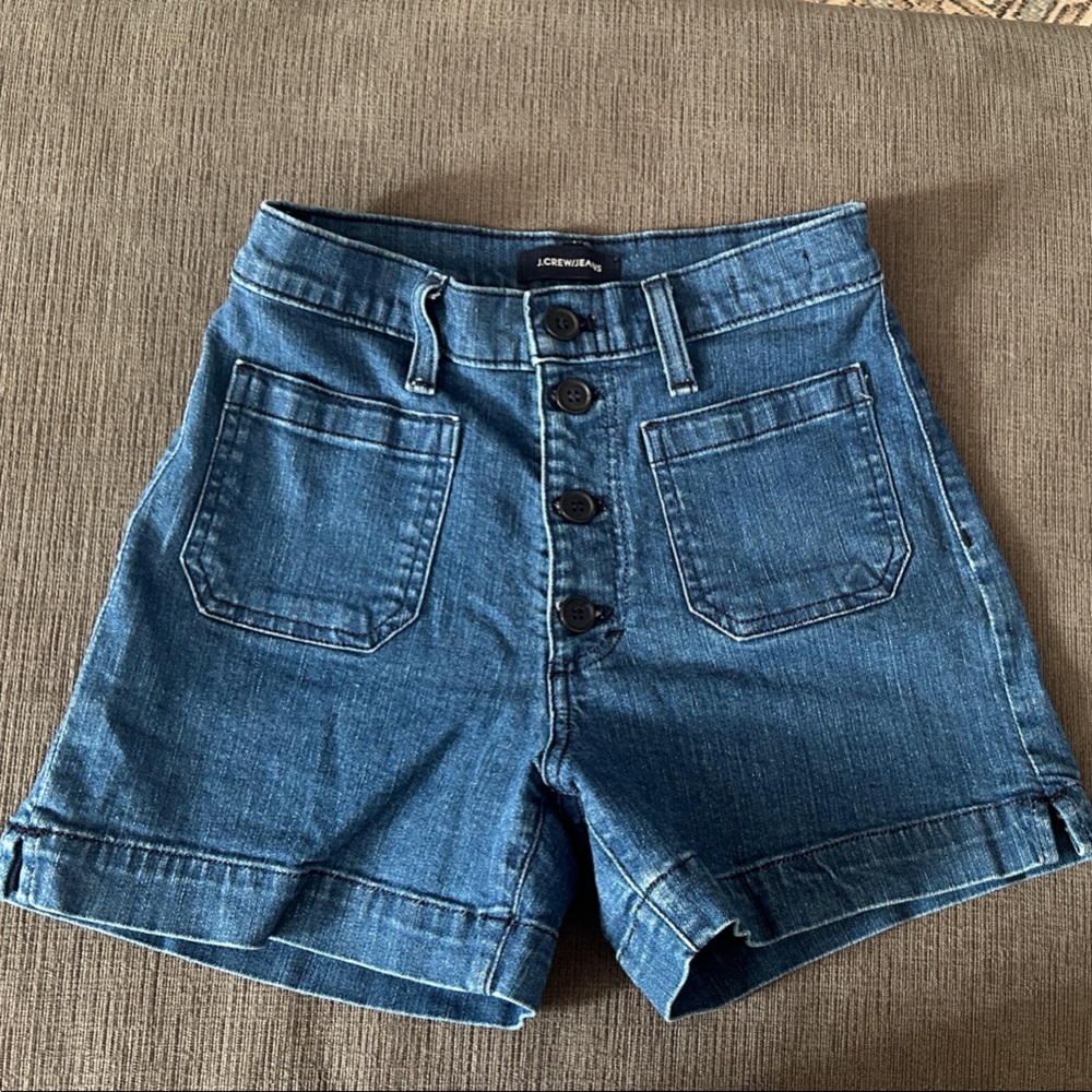 J. crew sailor shorts size 24 in excellent condition